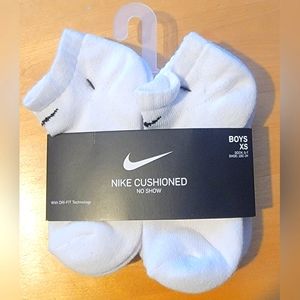 Boys XS Nike Cushioned No Show Socks Brand New